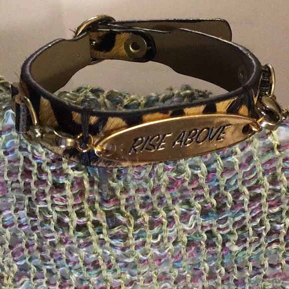 Leopard Bracelet - Picture 3 of 16